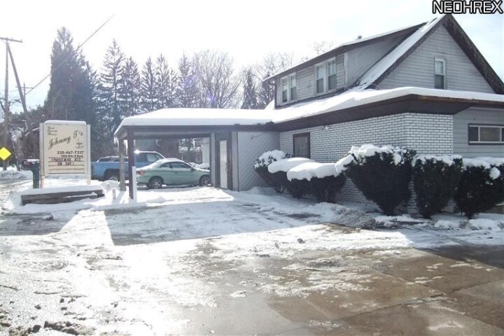 More Photos Of 7830 Olde 8 Rd, Macedonia Restaurant For Sale