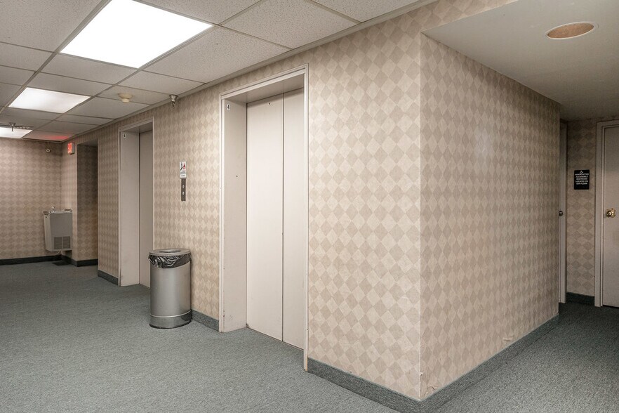 More Photos Of 3934 Dixie Hwy, Louisville Office For Lease