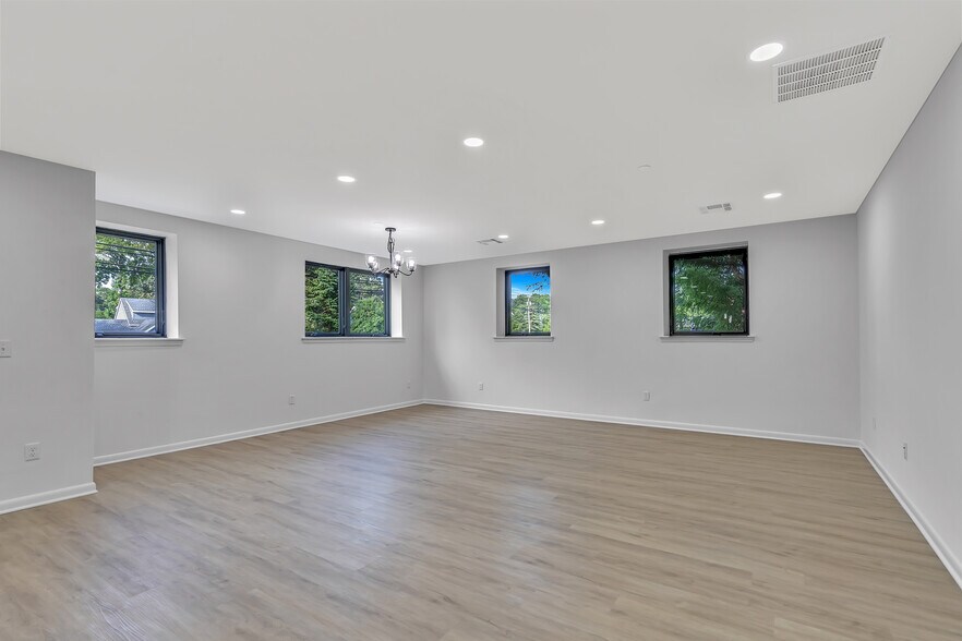 More Photos Of 253 Mantoloking Rd, Brick Apartments For Sale