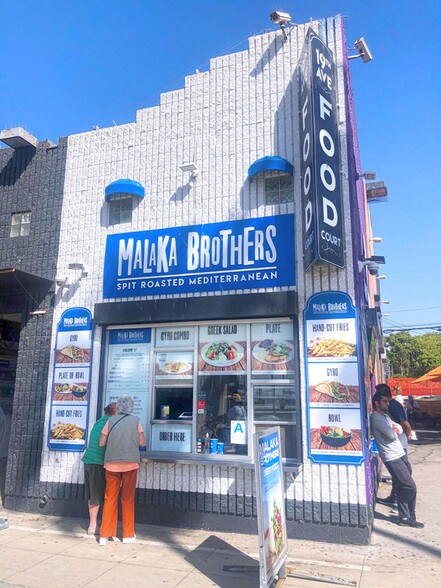 More Photos Of 1815-1827 Ocean Front Walk, Venice Restaurant For Lease