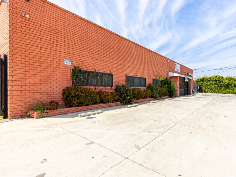More Photos Of 1155 N McKinley Ave, Compton Warehouse For Sale