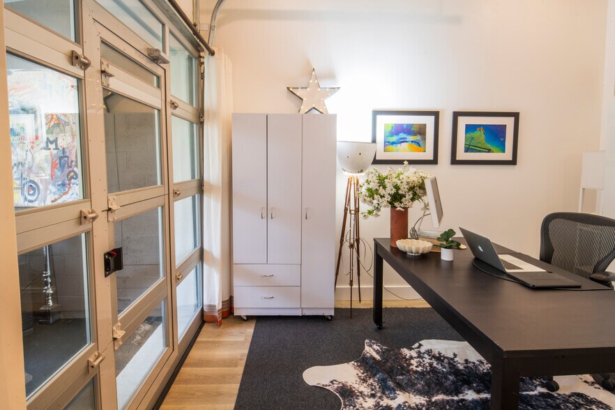 More Photos Of 13662 Red Arrow Hwy, Harbert Hotel For Sale