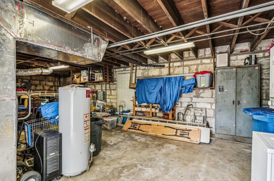 More Photos Of 7735 Mocking Bird Ln, San Antonio Lodge Meeting Hall For Sale