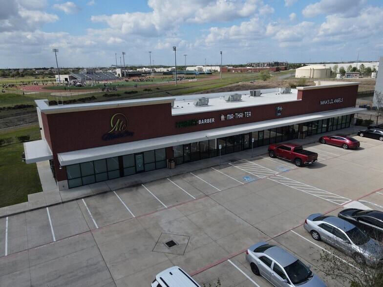 More Photos Of 3220 Kirby Dr, Pearland Storefront For Sale