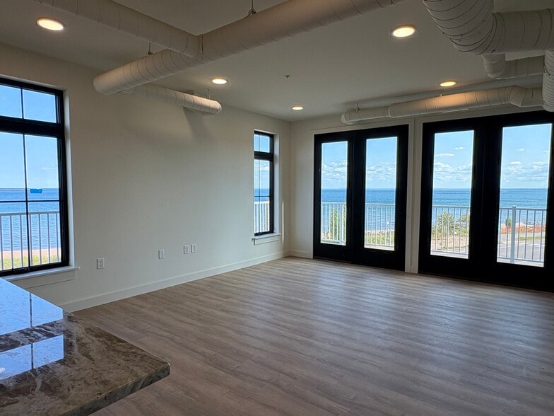 More Photos Of 2401 Lakeshore Blvd, Marquette Apartments For Sale