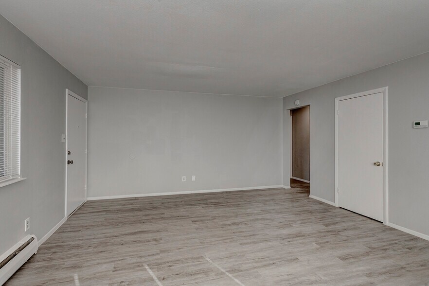 More Photos Of 1415 S Corona Ave, Colorado Springs Apartments For Sale
