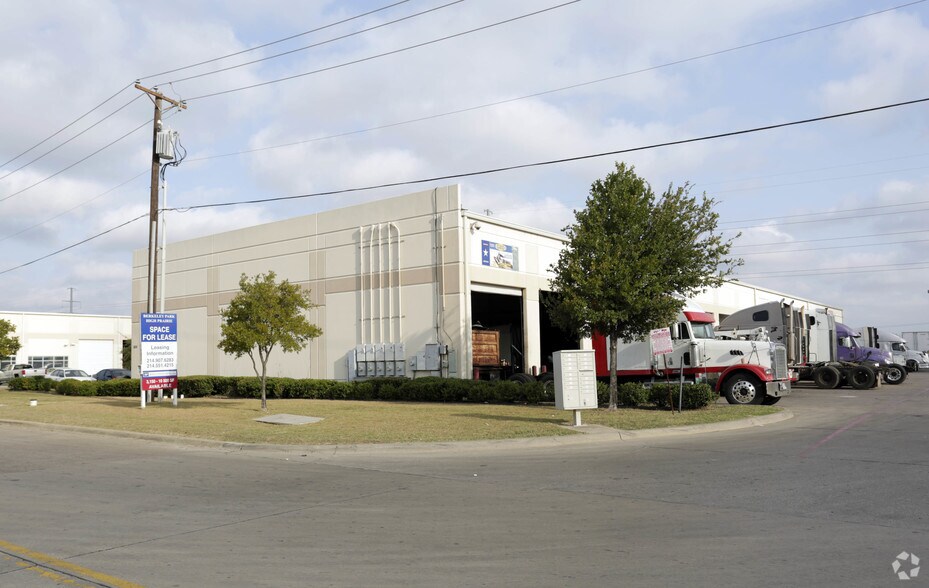 More Photos Of 1830 High Prairie Rd, Grand Prairie Unknown For Lease
