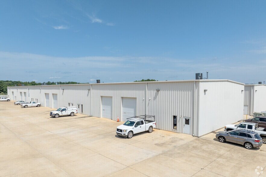 More Photos Of 48 County Road 265, Alabaster Unknown For Lease