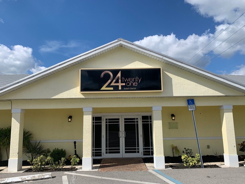 More Photos Of 2421 Tamiami Trl, Port Charlotte Office For Sale