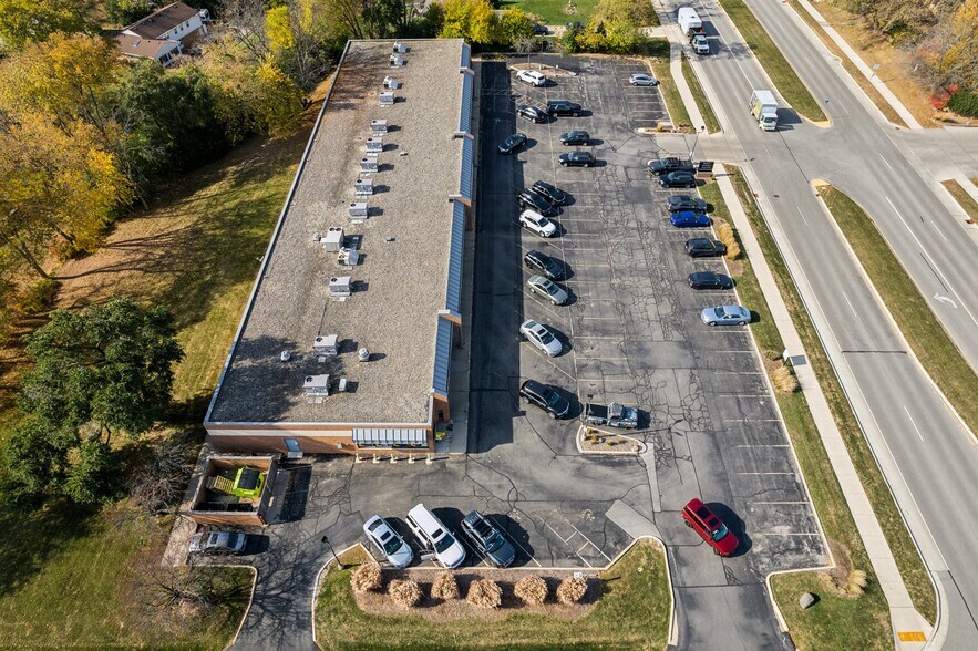 More Photos Of 12605-12665 W North Ave, Brookfield Unknown For Lease