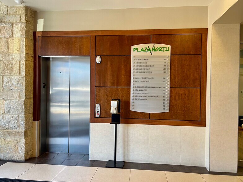 More Photos Of 12319 N Mopac Expy, Austin Medical For Sale