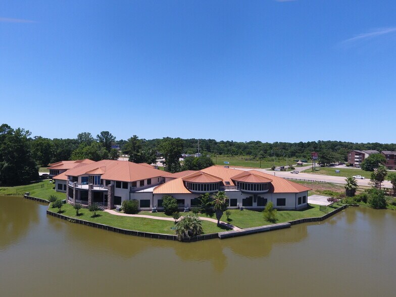 More Photos Of 18001 W Highway 105, Montgomery Medical For Lease