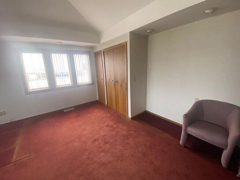 More Photos Of 250 State St, Brockport Light Distribution For Lease