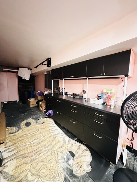 More Photos Of 192 Orchard St, New York Apartments For Lease