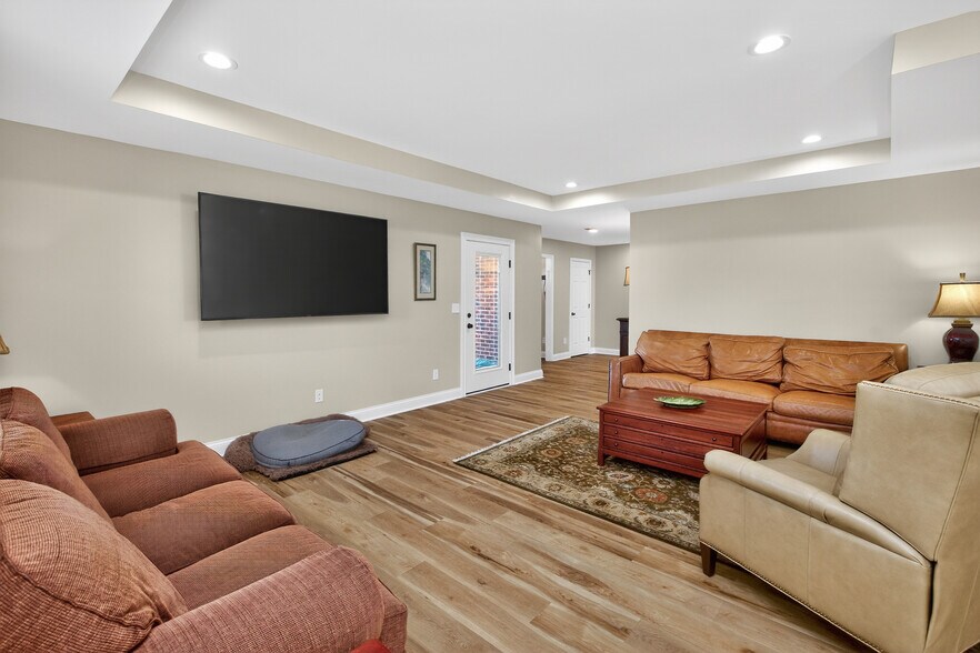 More Photos Of 446 Roy Arnold Blvd, Danville Industrial For Sale