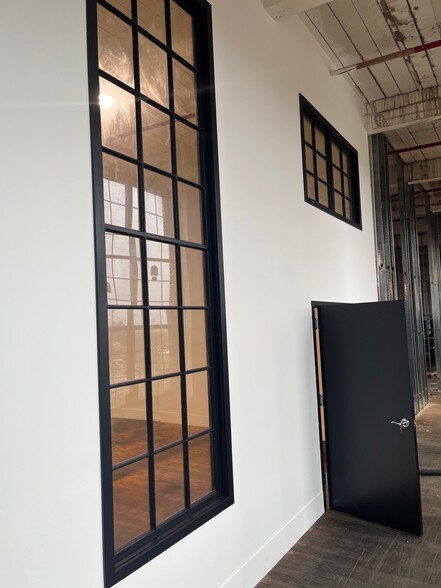 More Photos Of 426 Metacom Ave, Warren Manufacturing For Lease