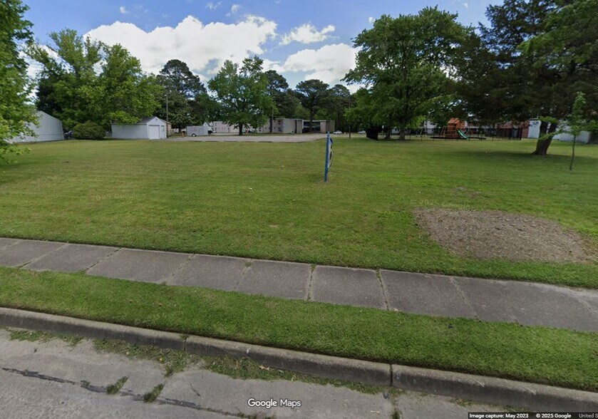 Primary Photo Of 8918 Tidewater Dr, Norfolk Land For Sale