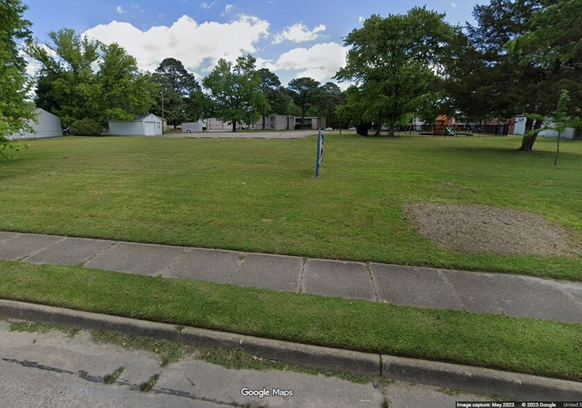 Primary Photo Of 8918 Tidewater Dr, Norfolk Land For Sale