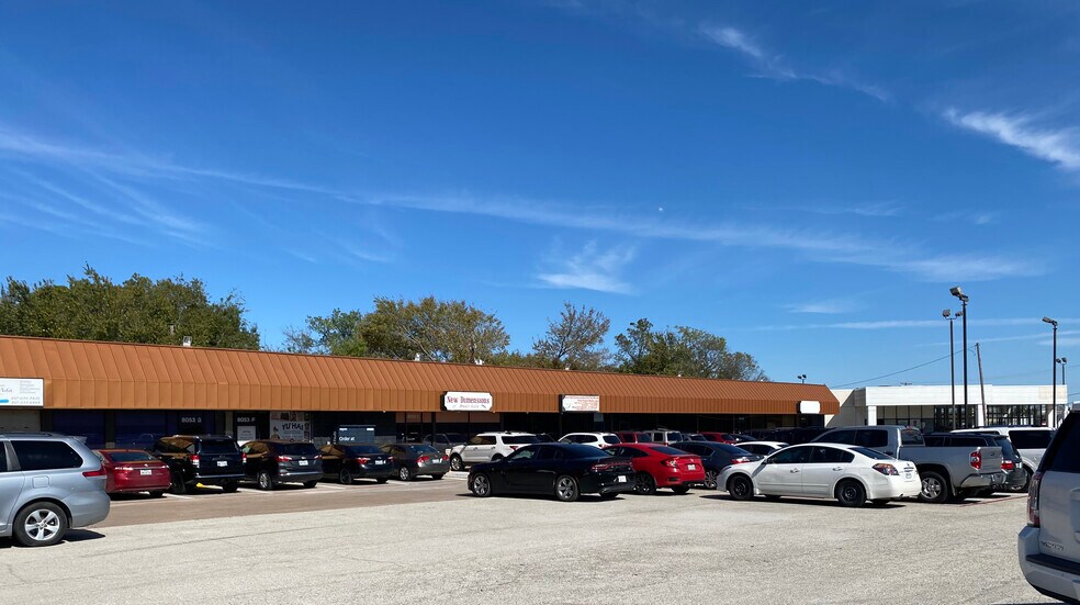 More Photos Of 8053 Grapevine Hwy, North Richland Hills Freestanding For Sale