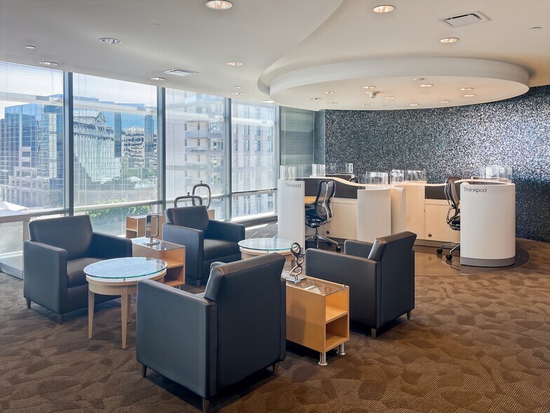 More Photos Of 2375 E Camelback Rd, Phoenix Coworking Space