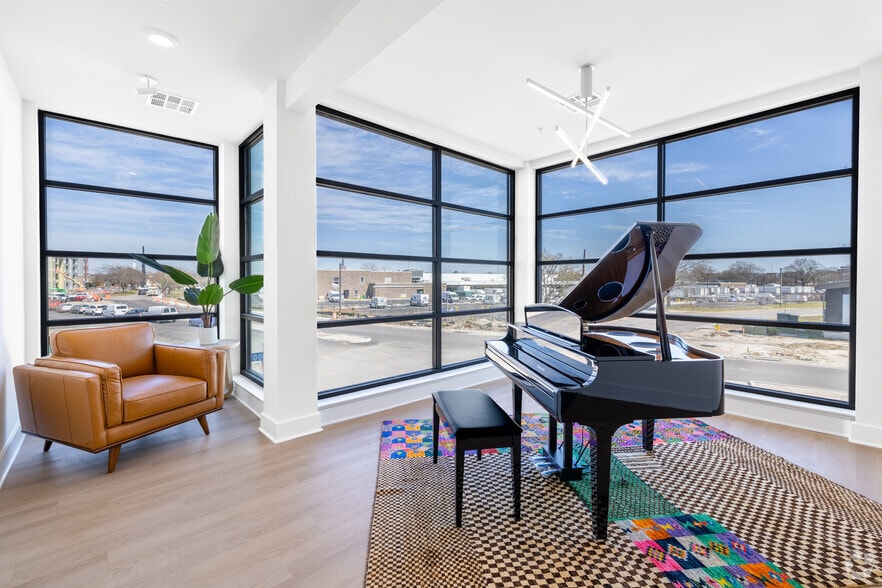 More Photos Of 451 Church St, Norfolk Apartments For Lease