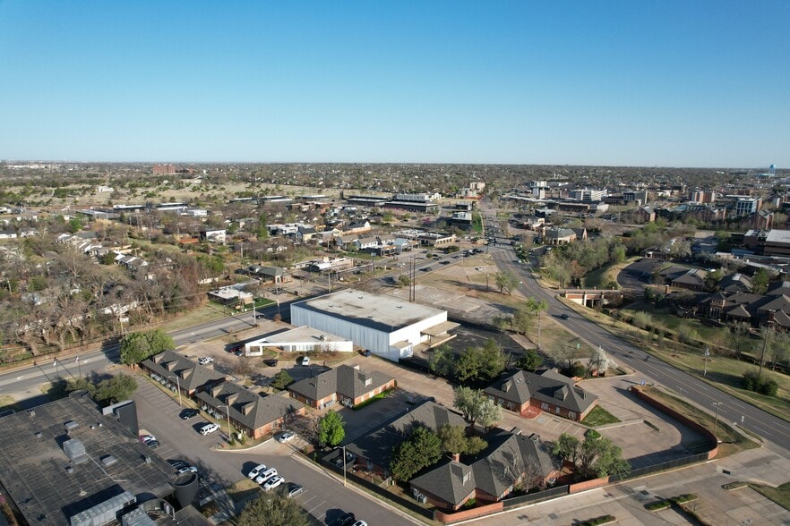 More Photos Of 5600 N Western Ave, Oklahoma City Warehouse For Lease