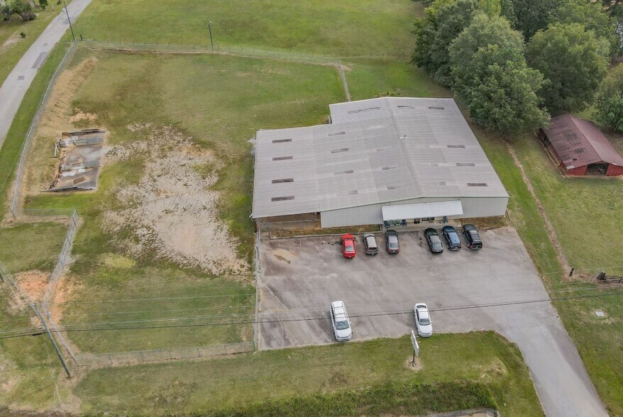 More Photos Of 4519 Highway 27, Buchanan Warehouse For Sale