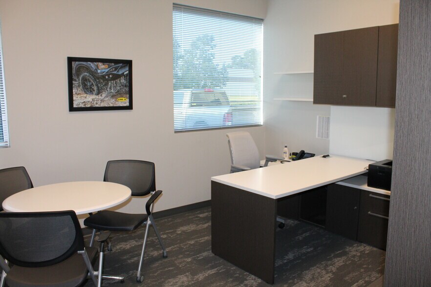 More Photos Of 301 James Record Rd SW, Huntsville Distribution For Lease