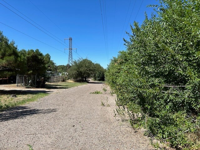 More Photos Of 53208 E Oak Ln, Miami Manufactured Housing Mobile Home Park For Sale