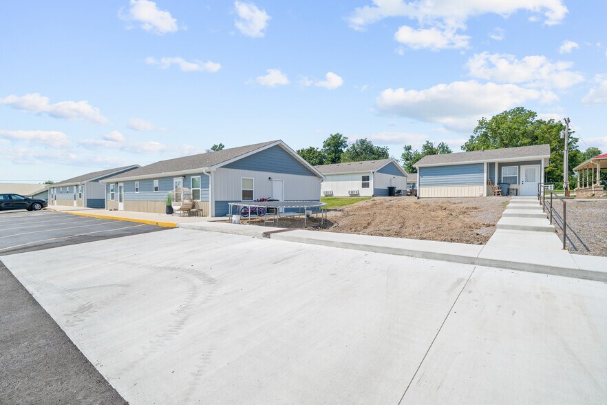 More Photos Of , Carrollton Unknown For Sale