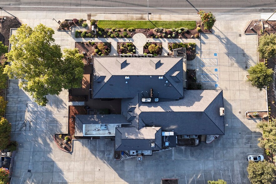 More Photos Of 11275 Folsom Blvd, Rancho Cordova Restaurant For Lease