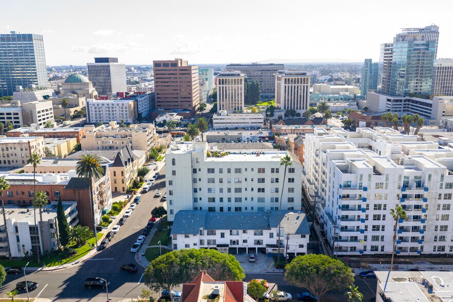 More Photos Of 505 S Serrano Ave, Los Angeles Apartments For Sale