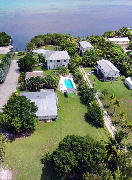 More Photos Of 21544 Overseas Hwy, Cudjoe Key Hotel For Sale