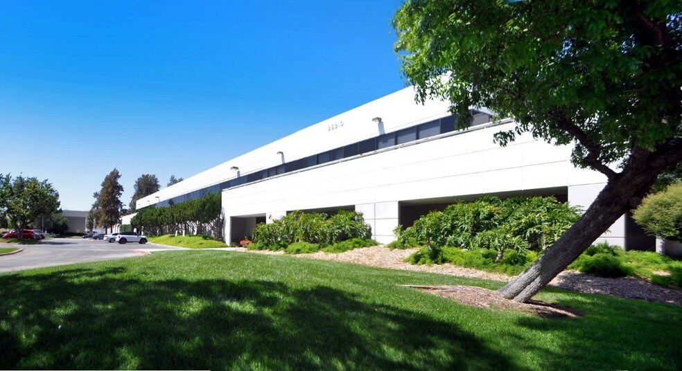 More Photos Of 28210 Avenue Stanford, Valencia Distribution For Lease