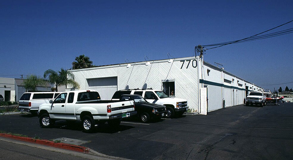 More Photos Of 760 W 17th St, Costa Mesa Warehouse For Lease