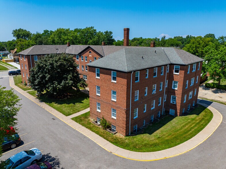 Primary Photo Of 4027 Rocky River Dr, Cleveland Apartments For Sale