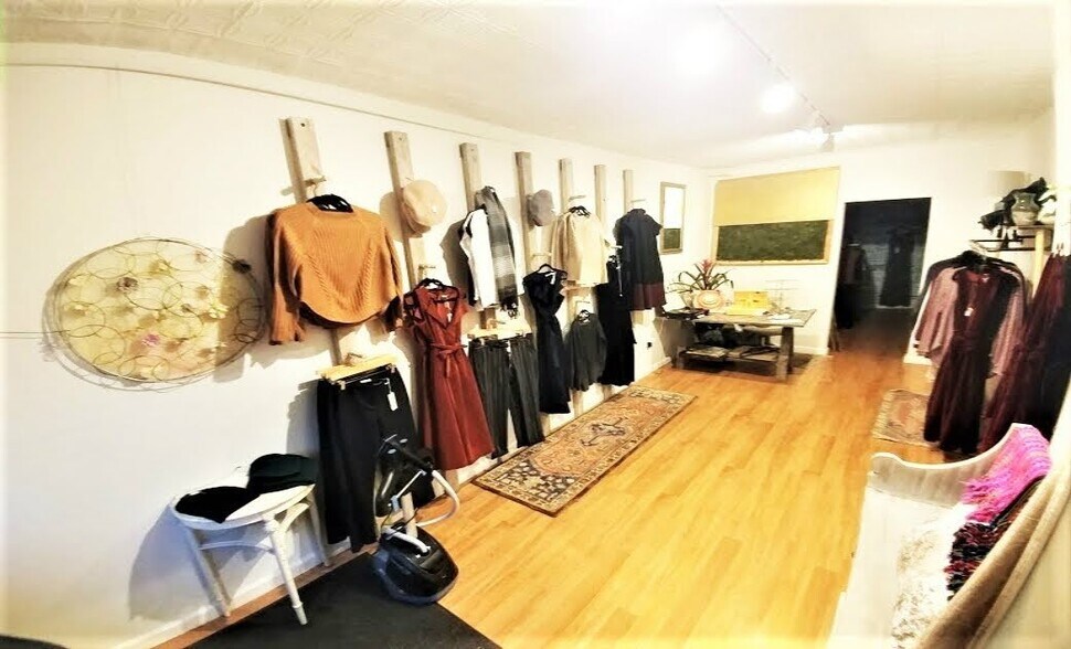 More Photos Of 304 Newark Ave, Jersey City Storefront Retail Office For Lease