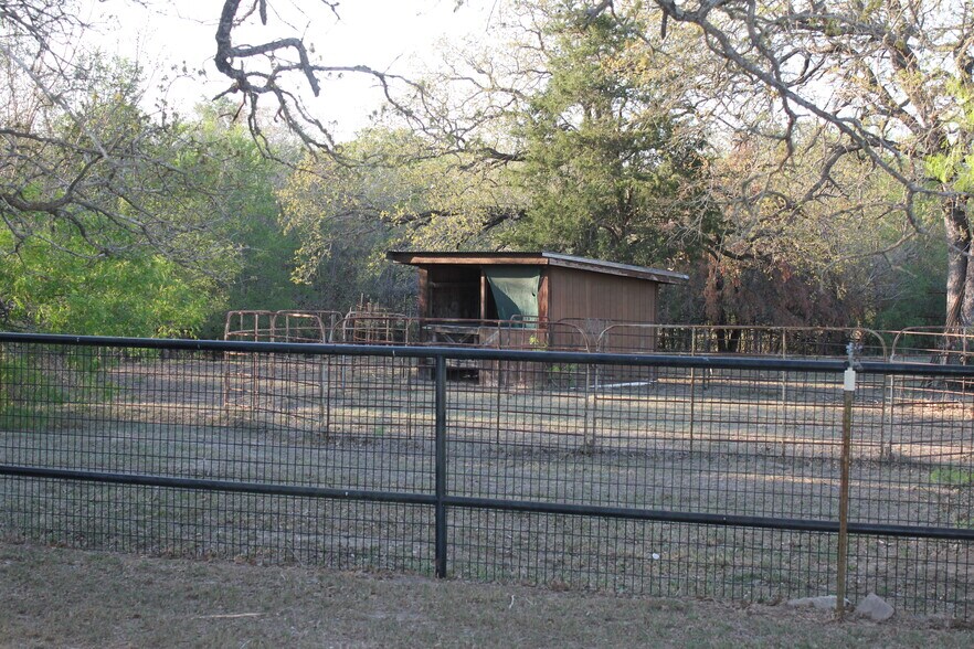 More Photos Of 986 Shiloh Rd, Bastrop Land For Sale