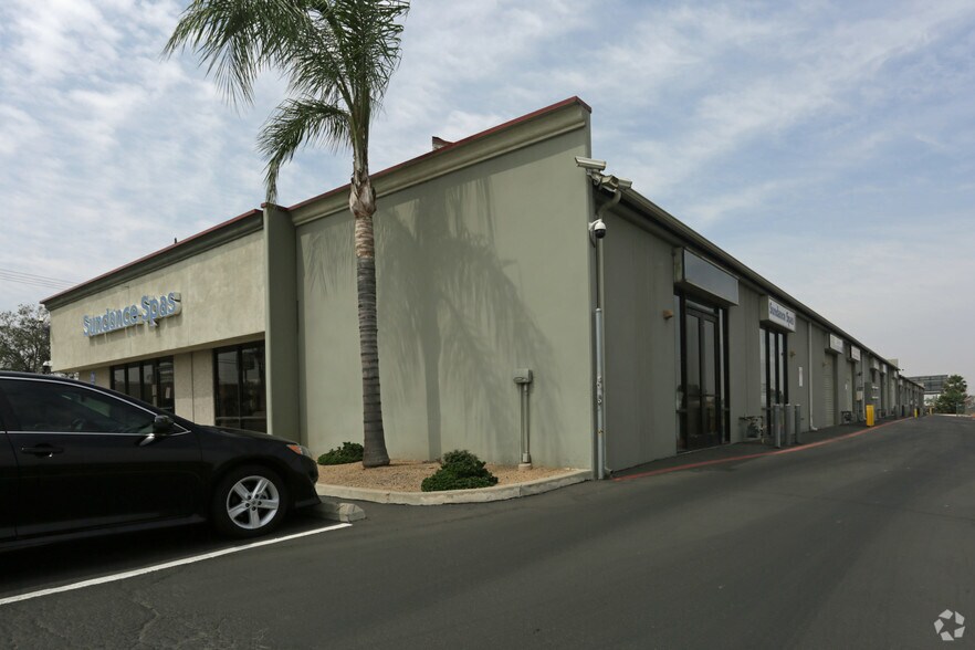 More Photos Of 24530-24588 E Redlands Blvd, Loma Linda Showroom For Lease
