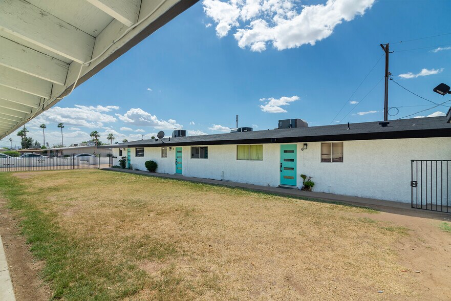More Photos Of 2140 W Heatherbrae Dr, Phoenix Apartments For Sale