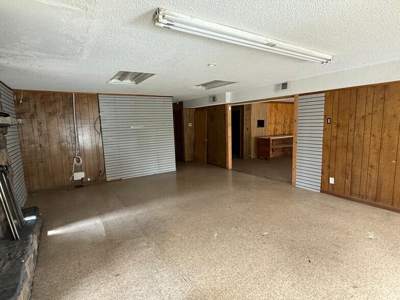 More Photos Of 324 S Duke St, LaFayette Office Residential For Sale