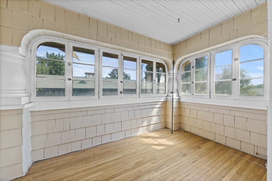 More Photos Of 1701 F St, Bakersfield Loft Creative Space For Lease