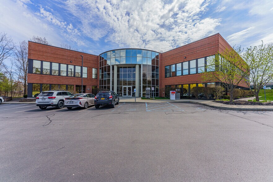 More Photos Of 10 Maxwell Dr, Clifton Park Medical For Lease