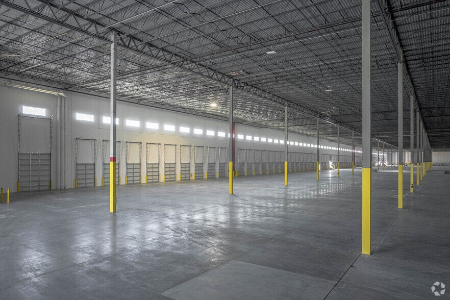 More Photos Of Charlie Taylor Rd @ Frontage Rd, Plant City Unknown For Lease