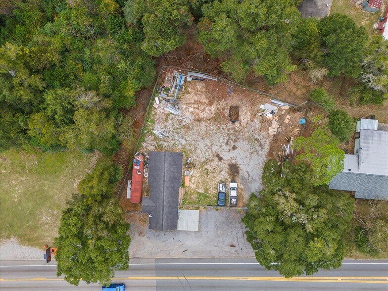 More Photos Of 7513 Highway 90, Milton Loft Creative Space For Sale