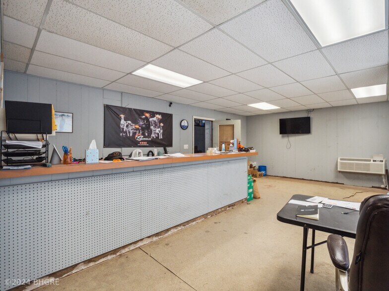 More Photos Of 502 Highway 5 Business N Hwy, Pleasantville Storefront Retail Office For Sale