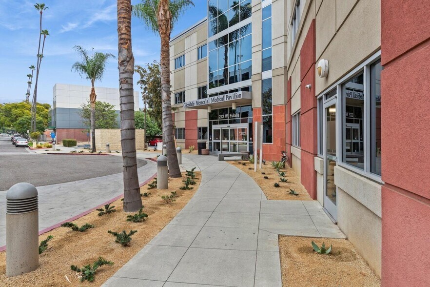 More Photos Of 222 W Eulalia St, Glendale Medical For Lease