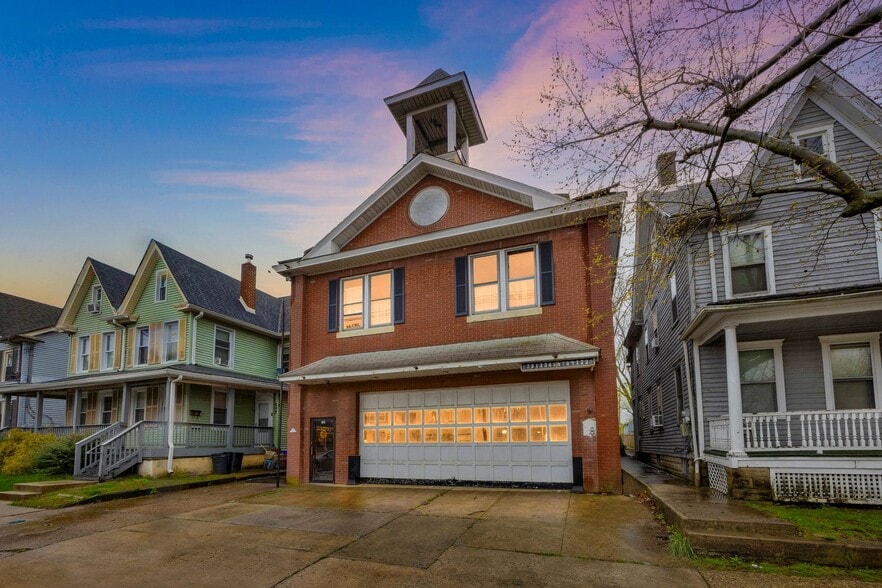 More Photos Of 640 N Broad St, Woodbury Police Fire Station For Sale