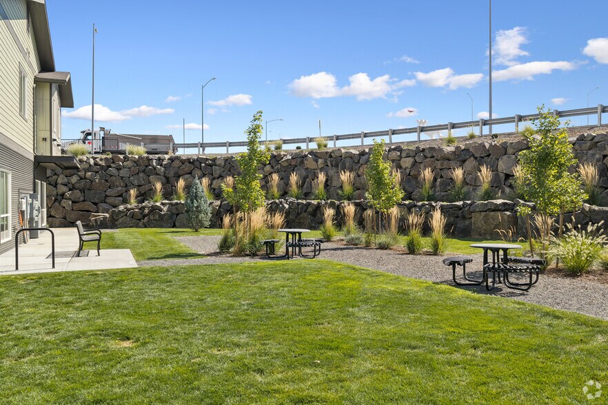 More Photos Of 5651 W 36th Pl, Kennewick Apartments For Lease