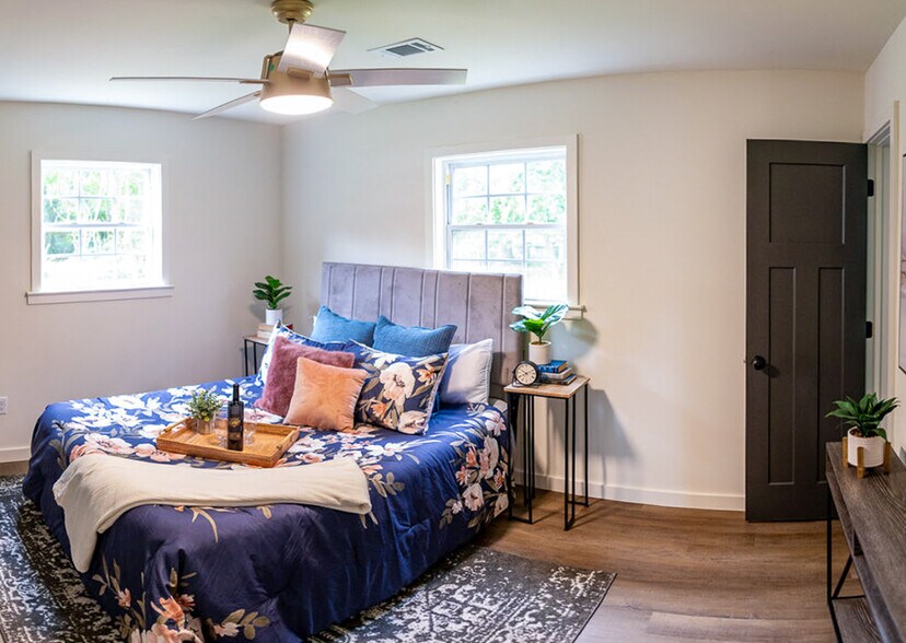 More Photos Of 1733 Main Rd, Johns Island Office For Sale